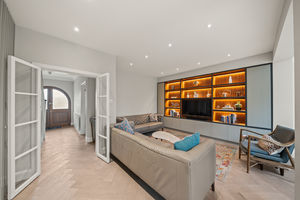 Photo 13- click for photo gallery